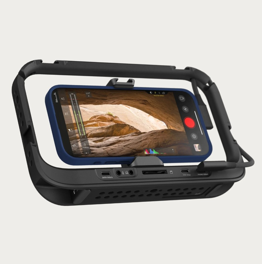 Supercage – Mobile Cage with Integrated USB-C Hub